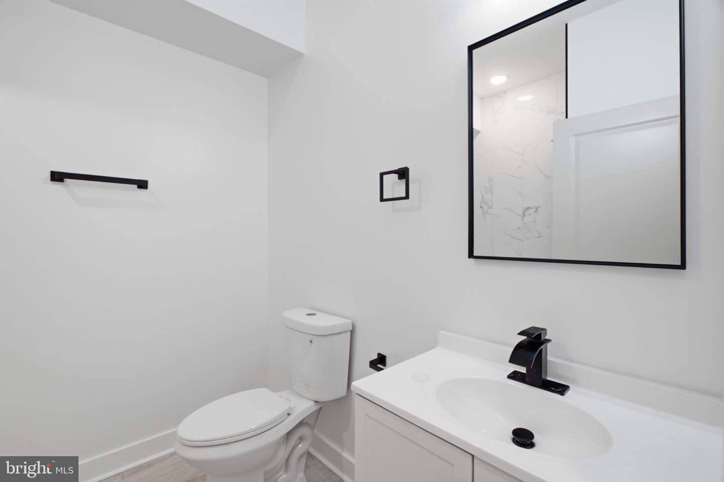 2253 N 12th St #2 Property Photo 5