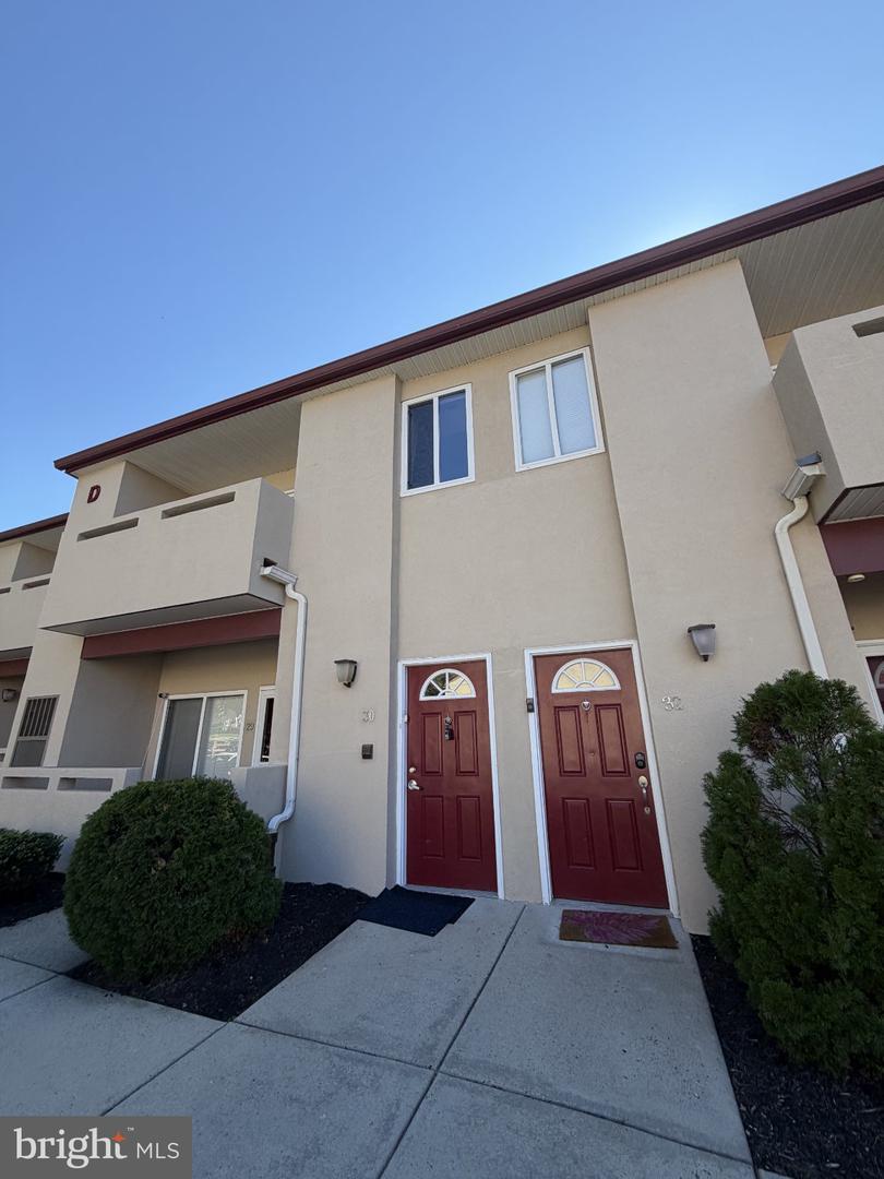 1630-90 Welsh Rd #30d Property Photo 1