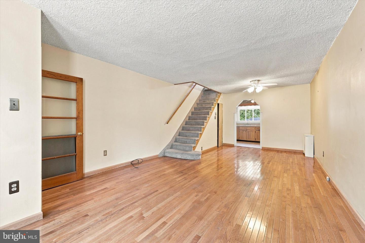 739 Mcclellan St Property Photo 4