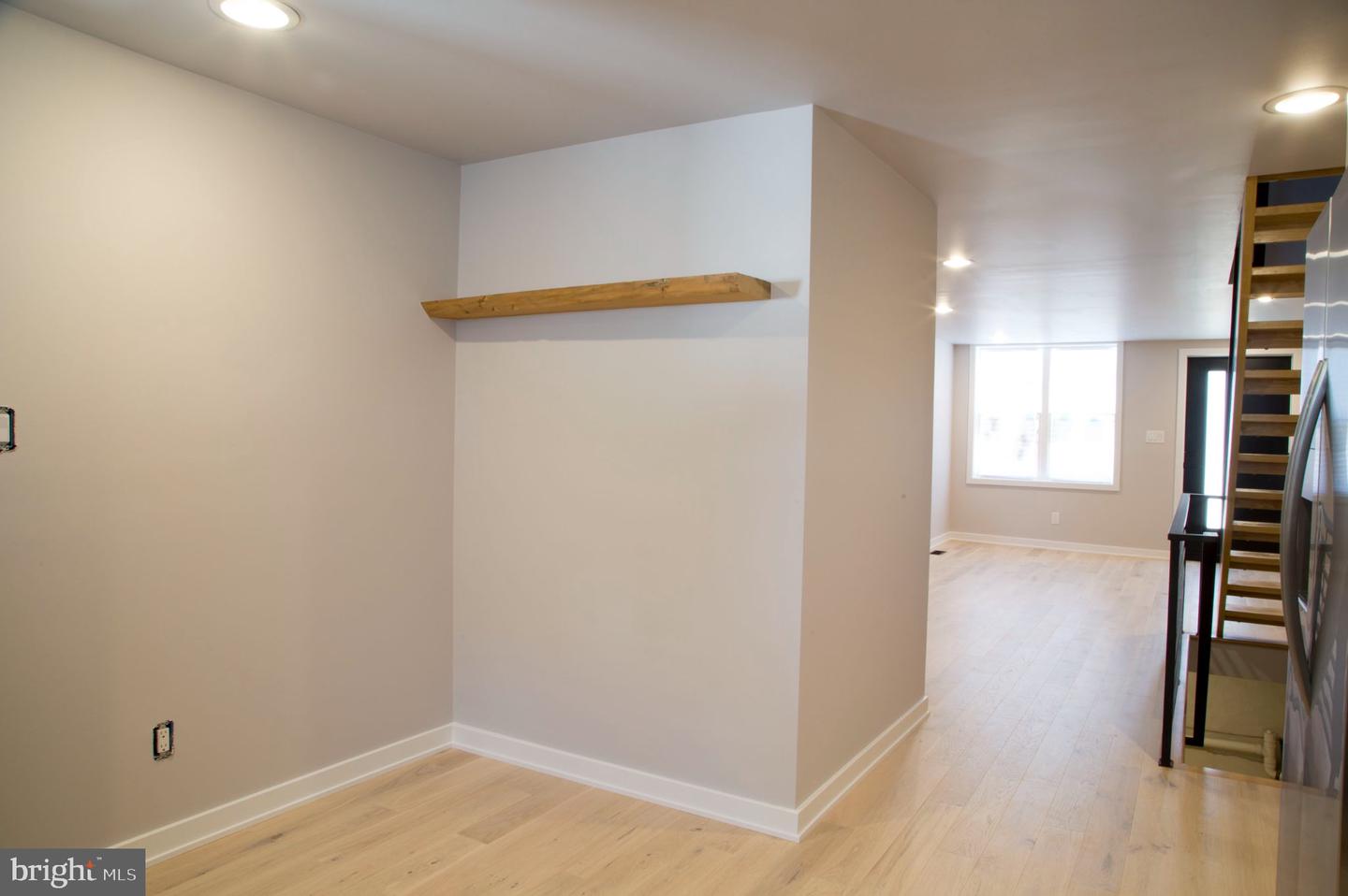 1238 S Warnock St Property Photo 5