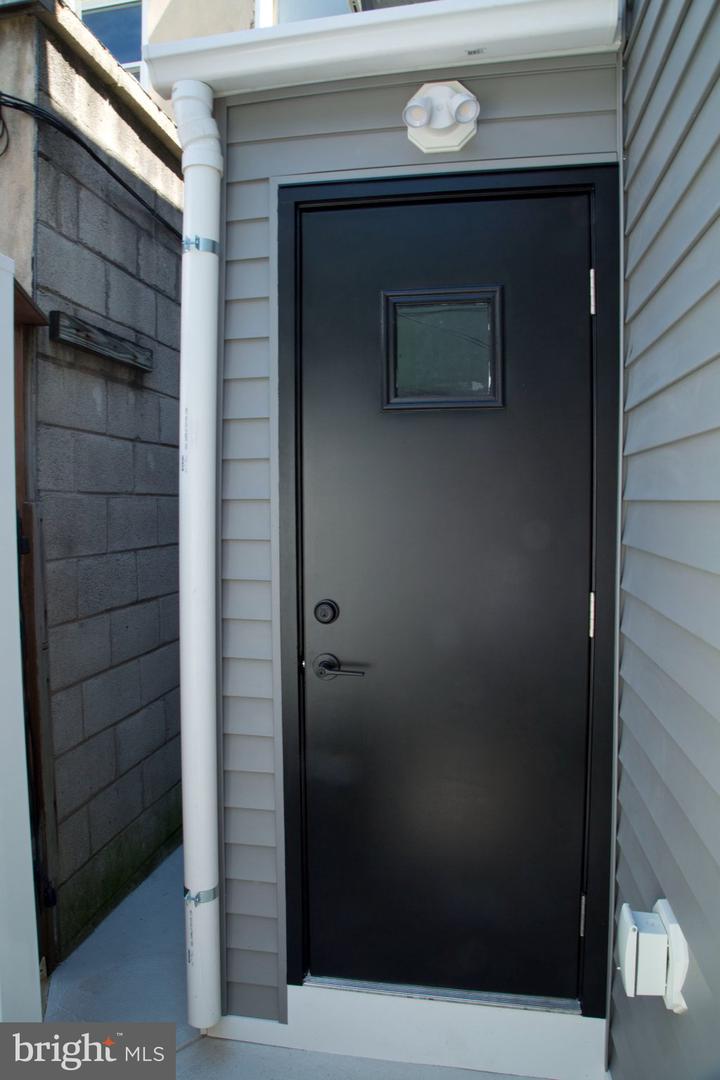 1238 S Warnock St Property Photo 19