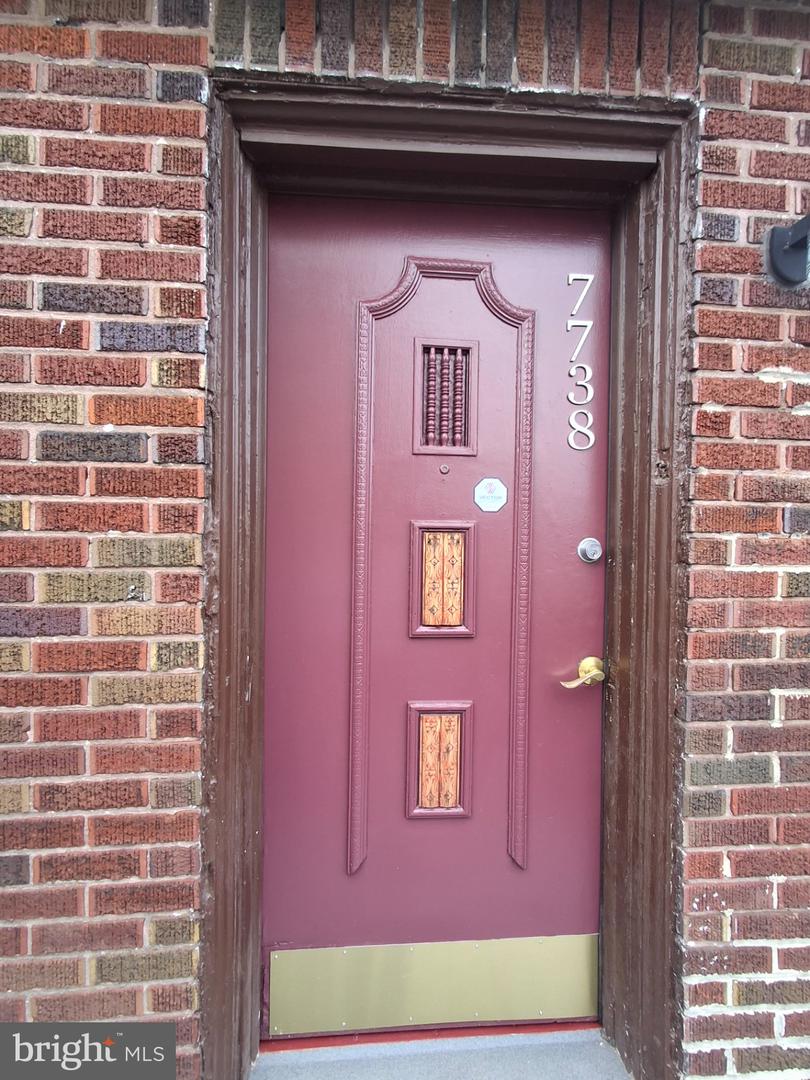 7738 Fayette St Property Photo 3