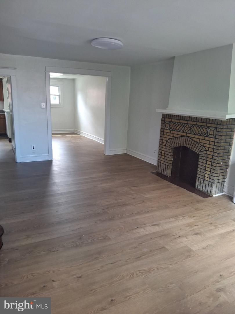 7738 Fayette St Property Photo 8