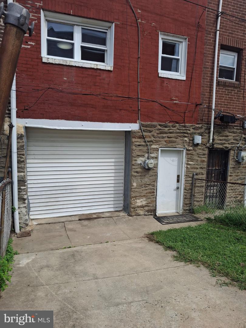 7738 Fayette St Property Photo 35