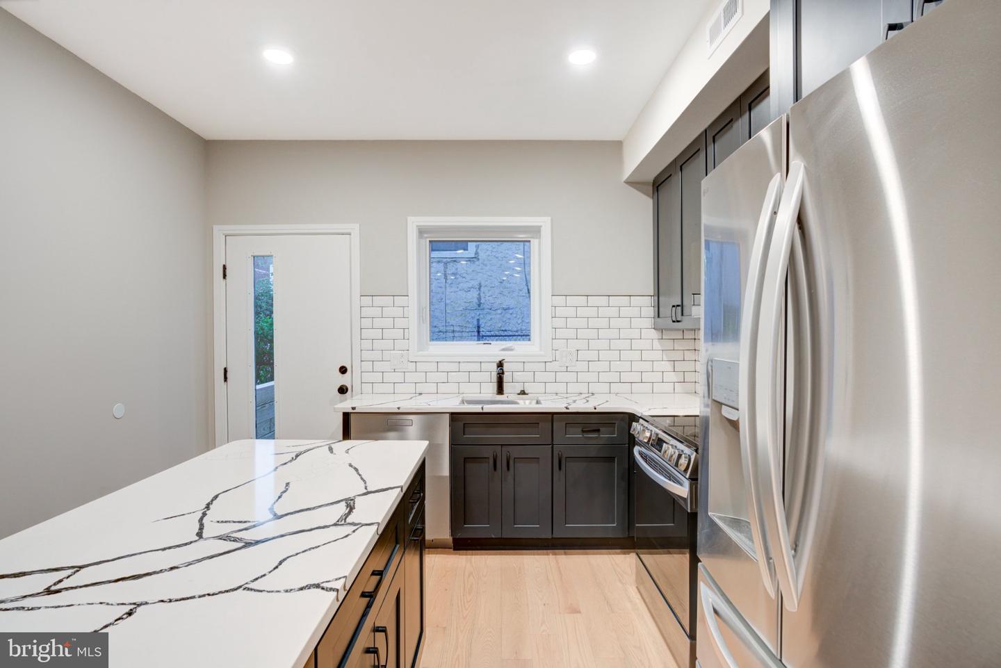 1620 N Randolph St Property Photo 25