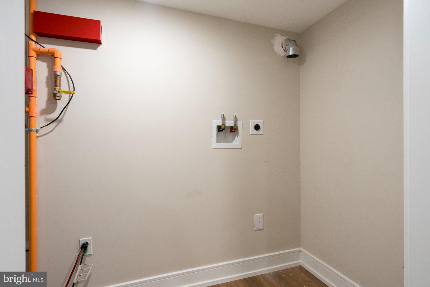 1620 N Randolph St Property Photo 28