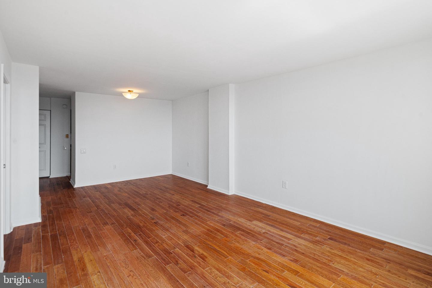 1420 Locust St #33r Property Photo 4