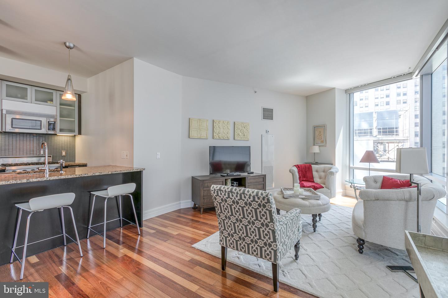 1414 S Penn Sq #14a Property Photo 2