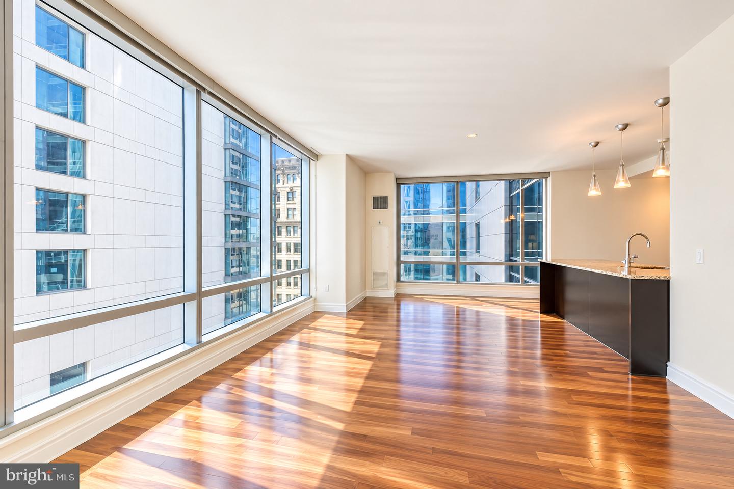 1414 S Penn Sq #14a Property Photo 6