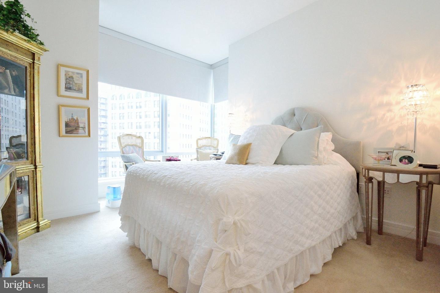 1414 S Penn Sq #14a Property Photo 13
