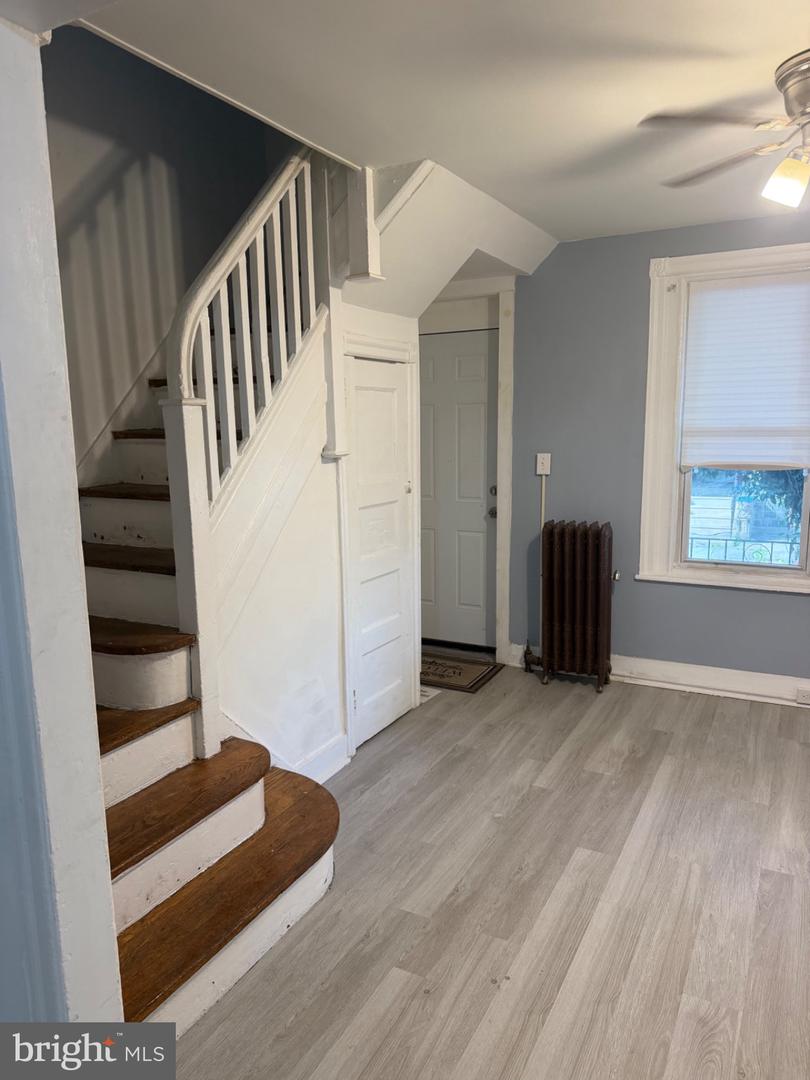 6022 Spring St Property Photo 2
