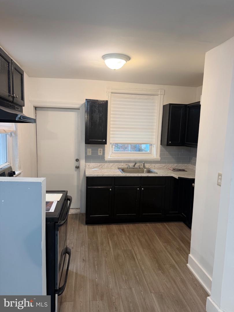 6022 Spring St Property Photo 4