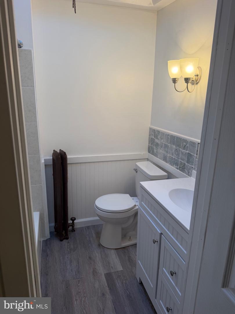 6022 Spring St Property Photo 9