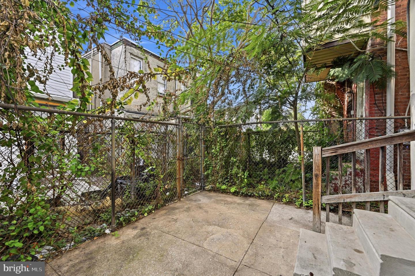 556 N Paxon St Property Photo 24