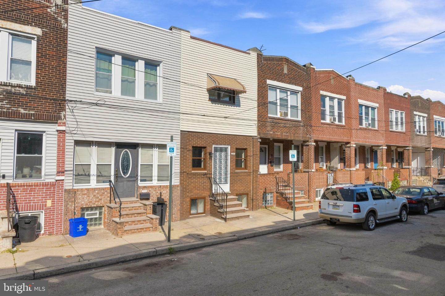 1630 S Newkirk St Property Photo 4