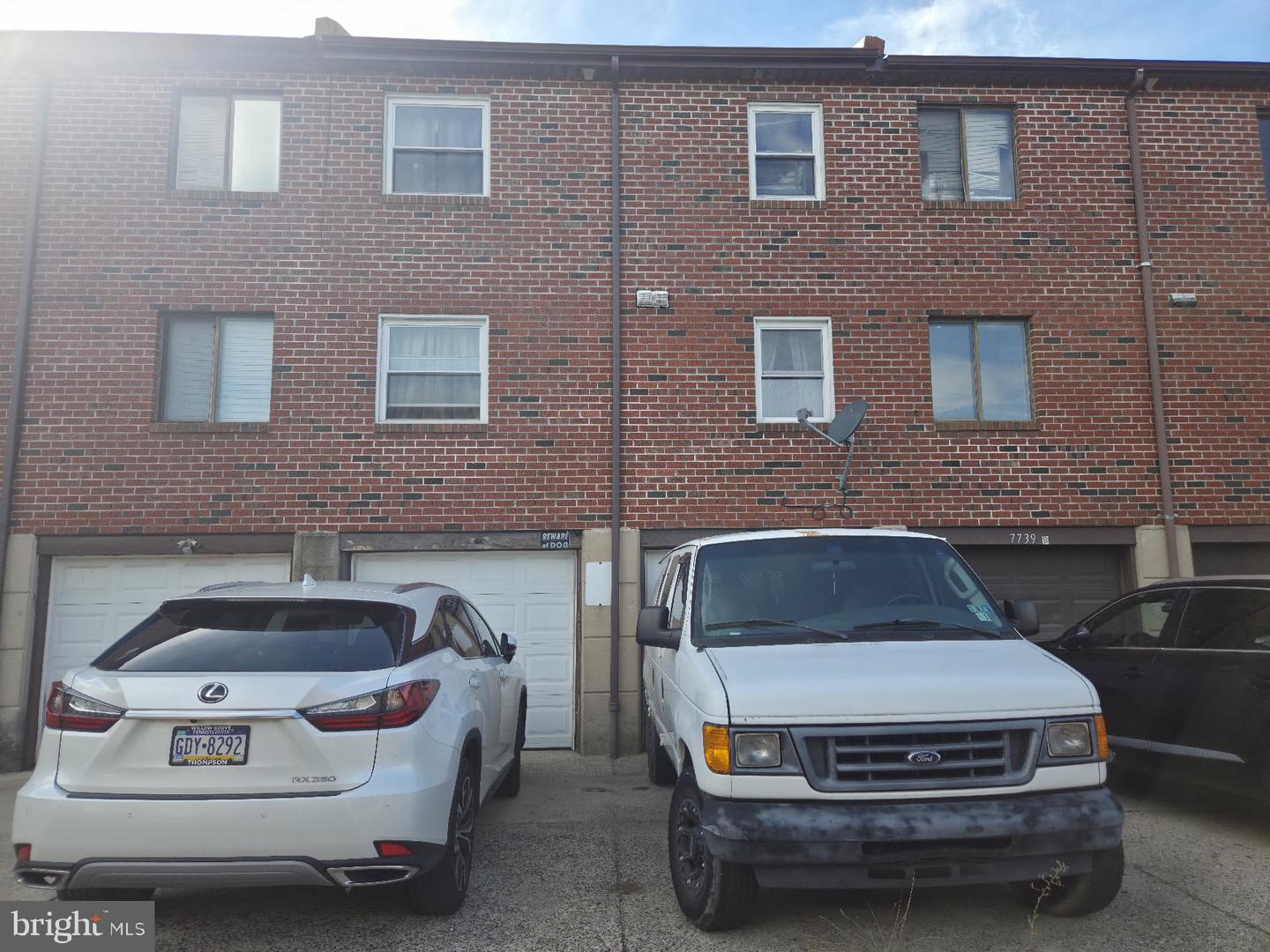7737 Oxford Ave Property Photo 15