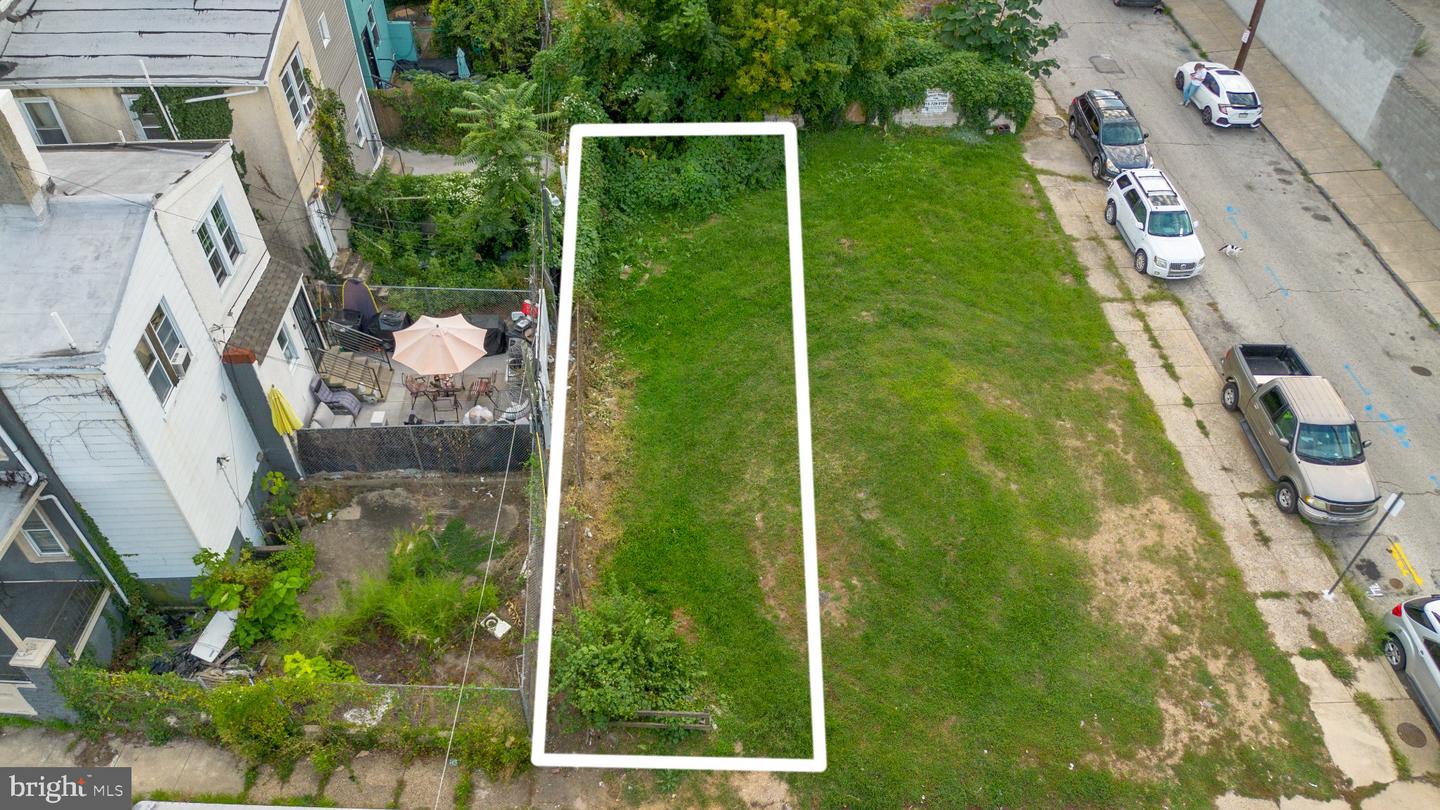 5410 LENA ST Property Photo 1