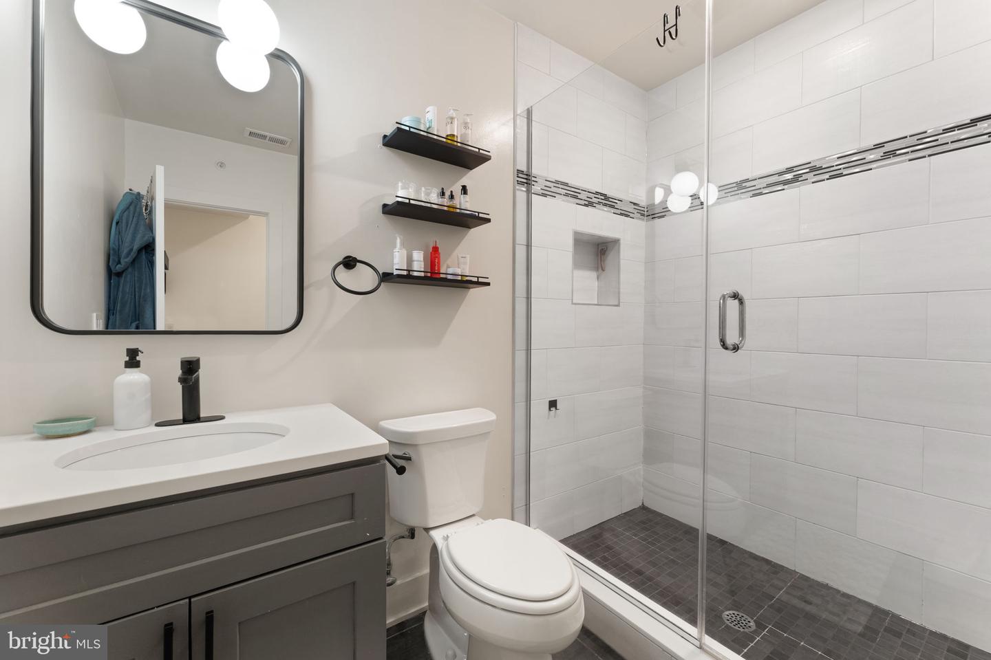 631 W Oxford St #2 Property Photo 25