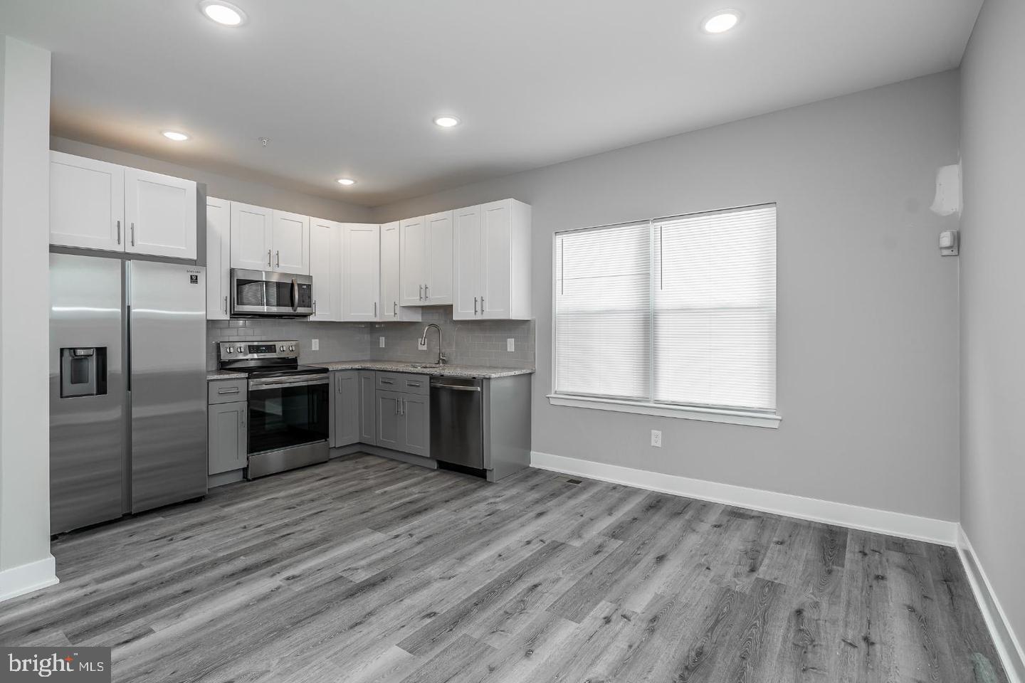 616 N Union St #b Property Photo 5