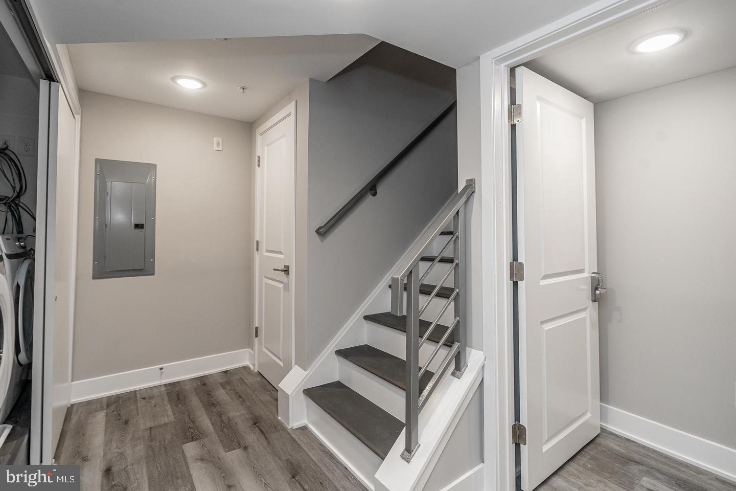616 N Union St #b Property Photo 11