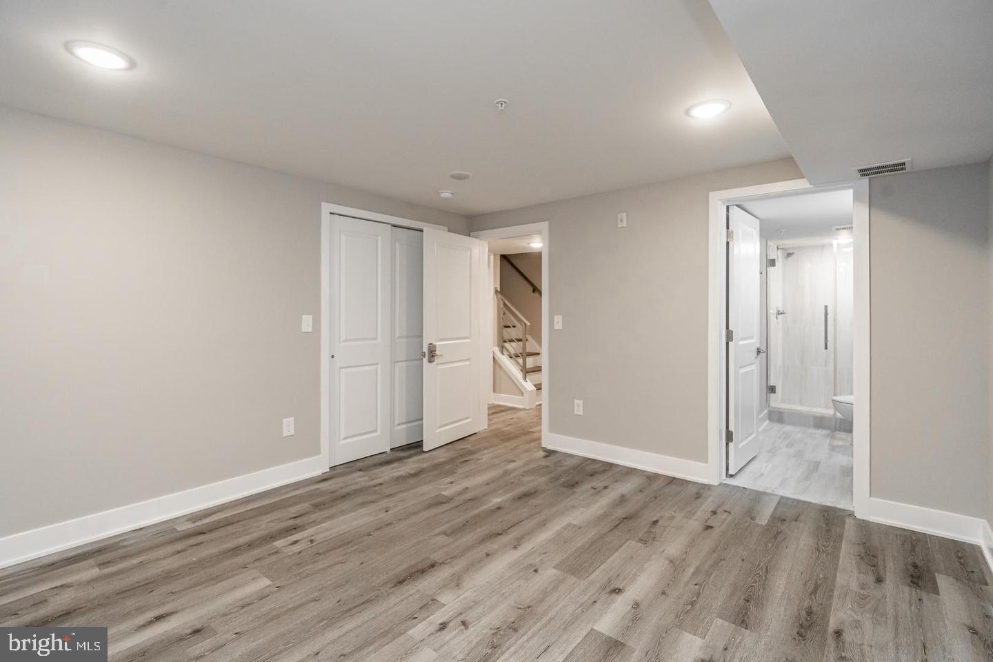 616 N Union St #b Property Photo 12