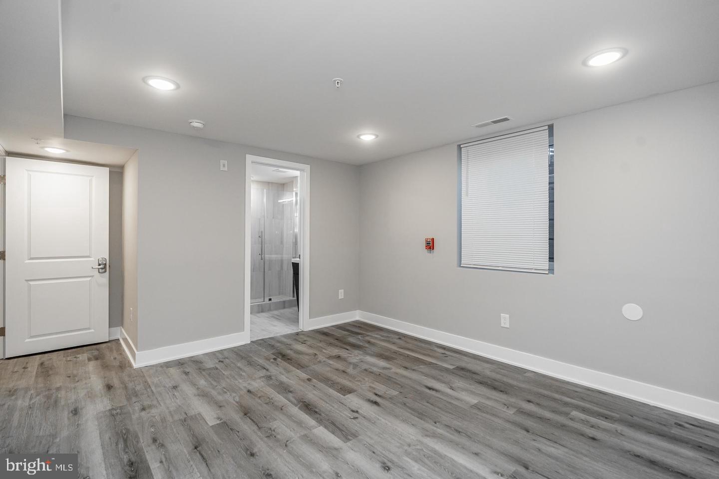 616 N Union St #b Property Photo 13
