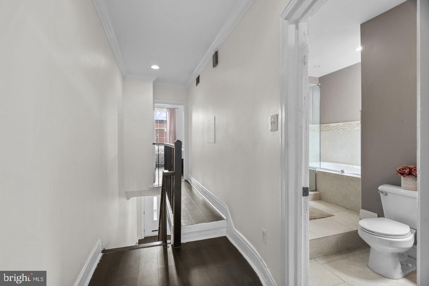 842 N 28th St Property Photo 18