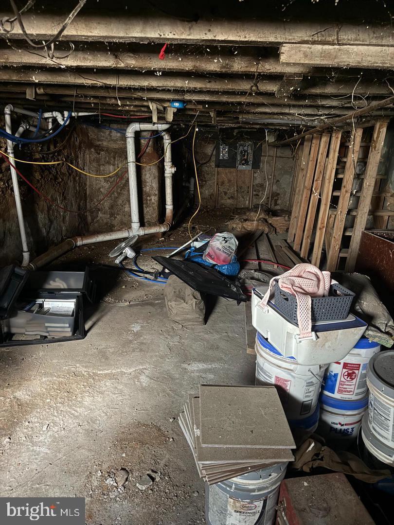 2329 N Van Pelt St Property Photo 5