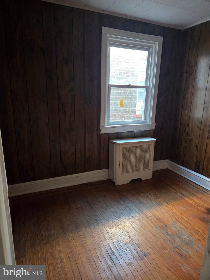 1724 Roselyn St Property Photo 15