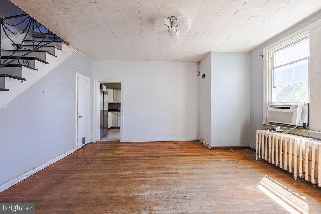 7339 Whitaker Ave Property Photo 4