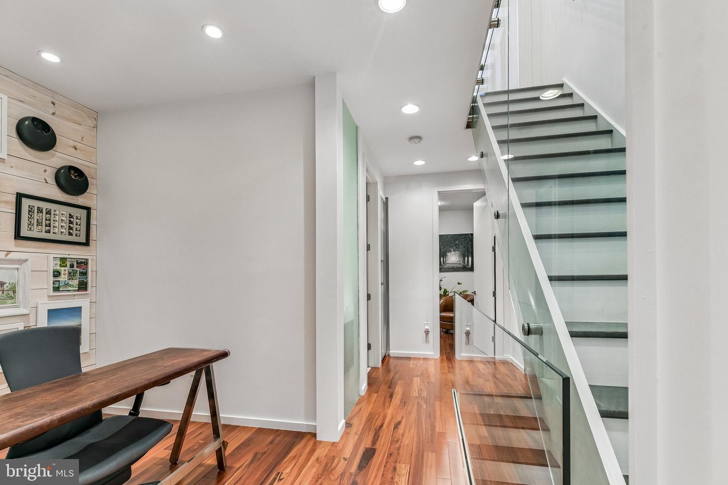 2053 Pemberton St Property Photo 16