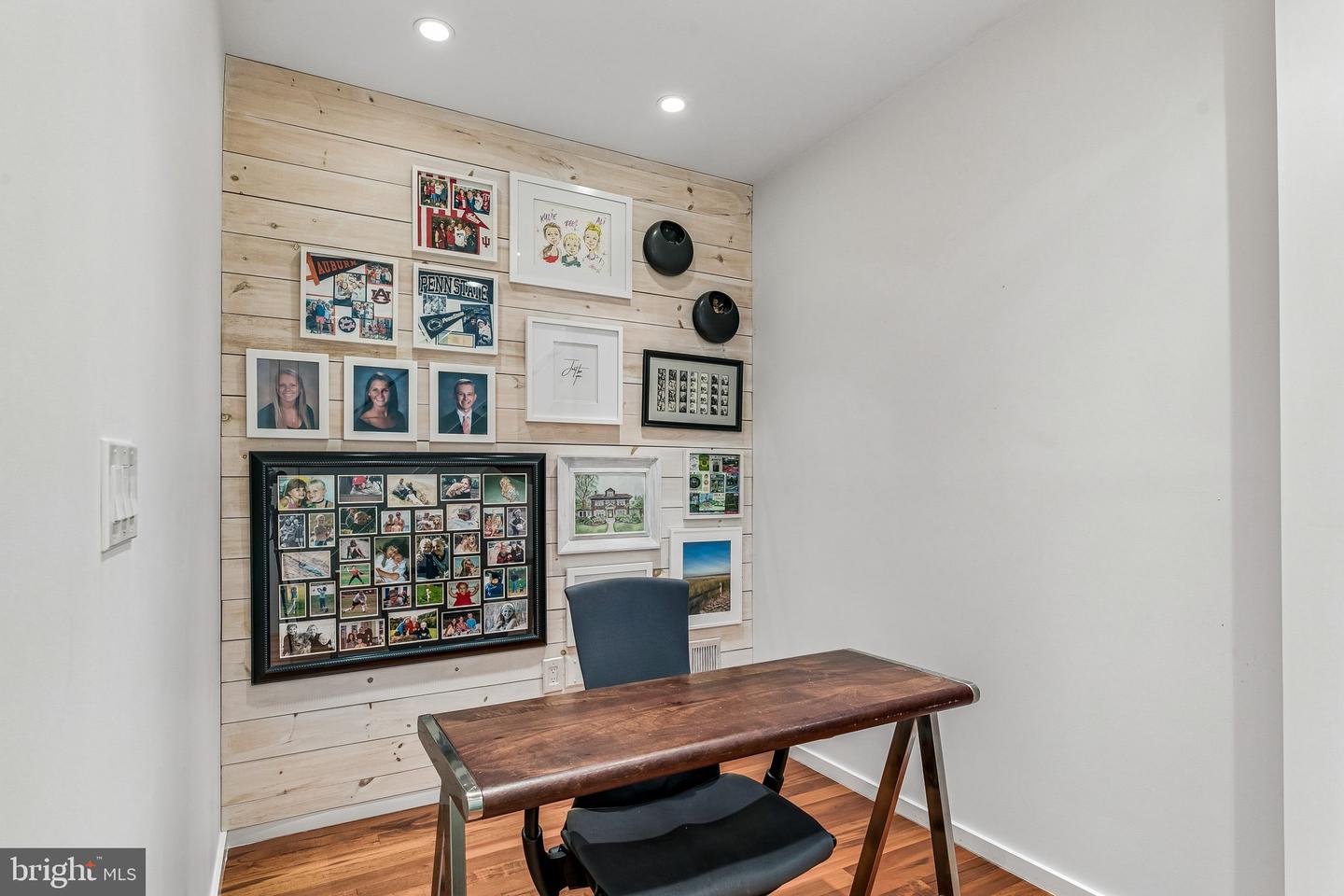 2053 Pemberton St Property Photo 17