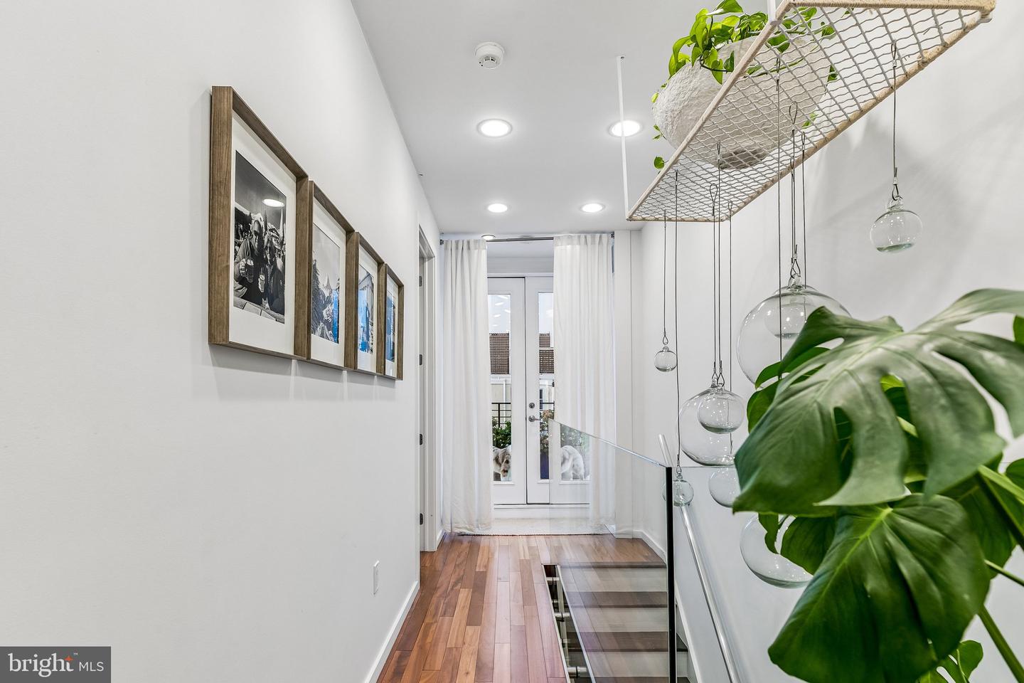 2053 Pemberton St Property Photo 25