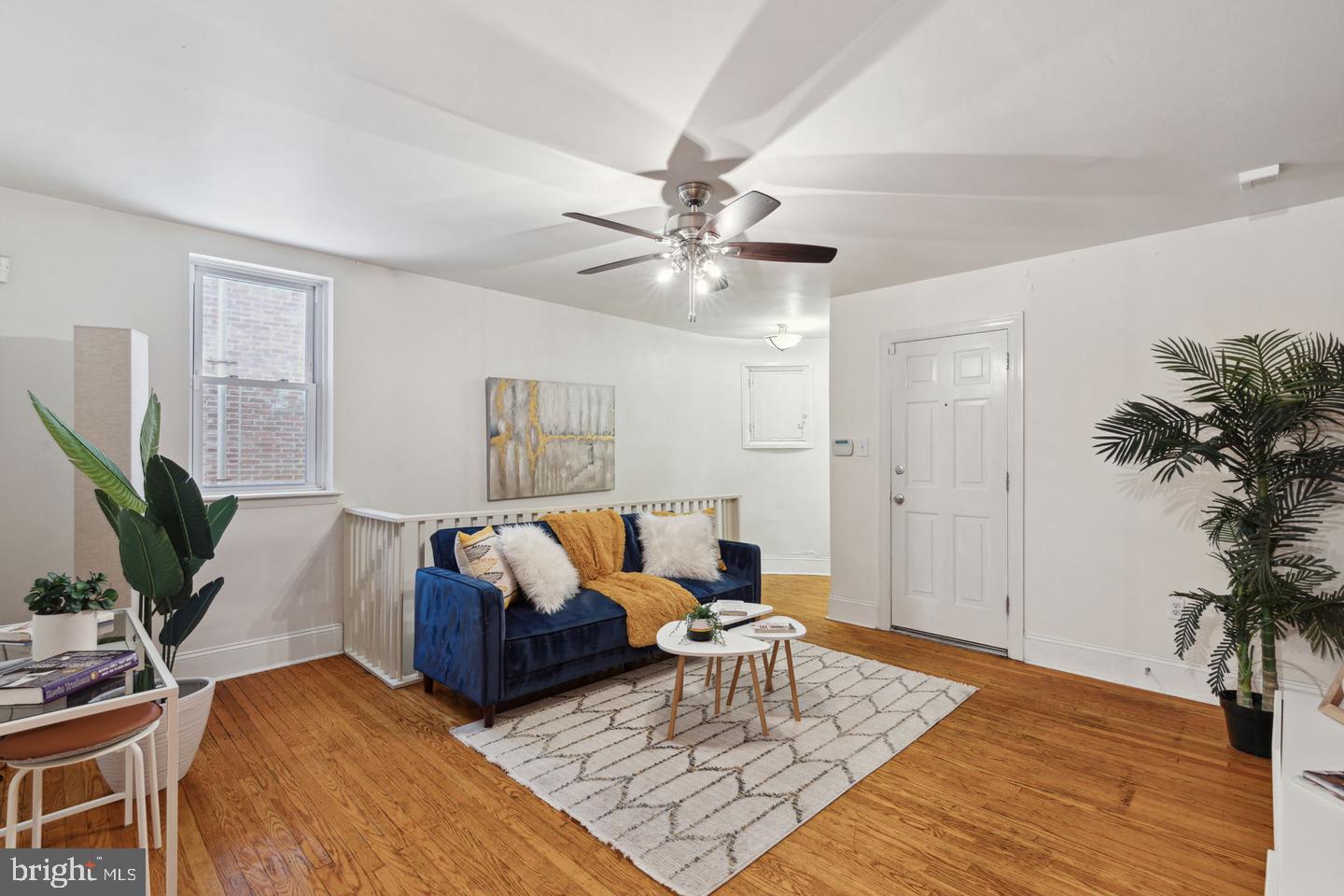 1305 Spruce St #th1c Property Photo 3