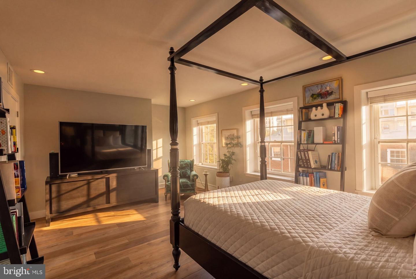 622 Spruce St Property Photo 47