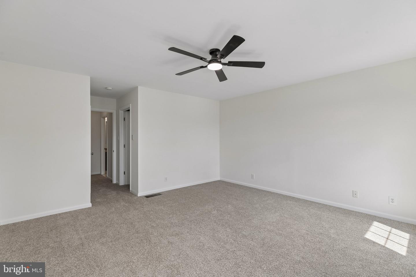 396 Delmar St Property Photo 21