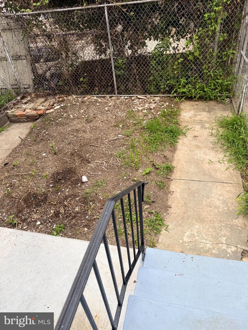 11 N Hirst St Property Photo 13
