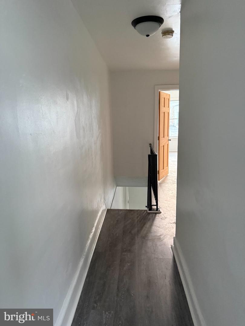 11 N Hirst St Property Photo 23