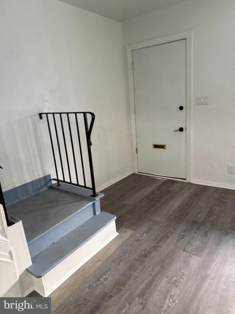 11 N Hirst St Property Photo 36