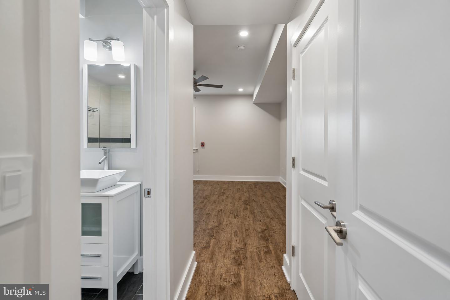 970 N Marshall St #7 Property Photo 16