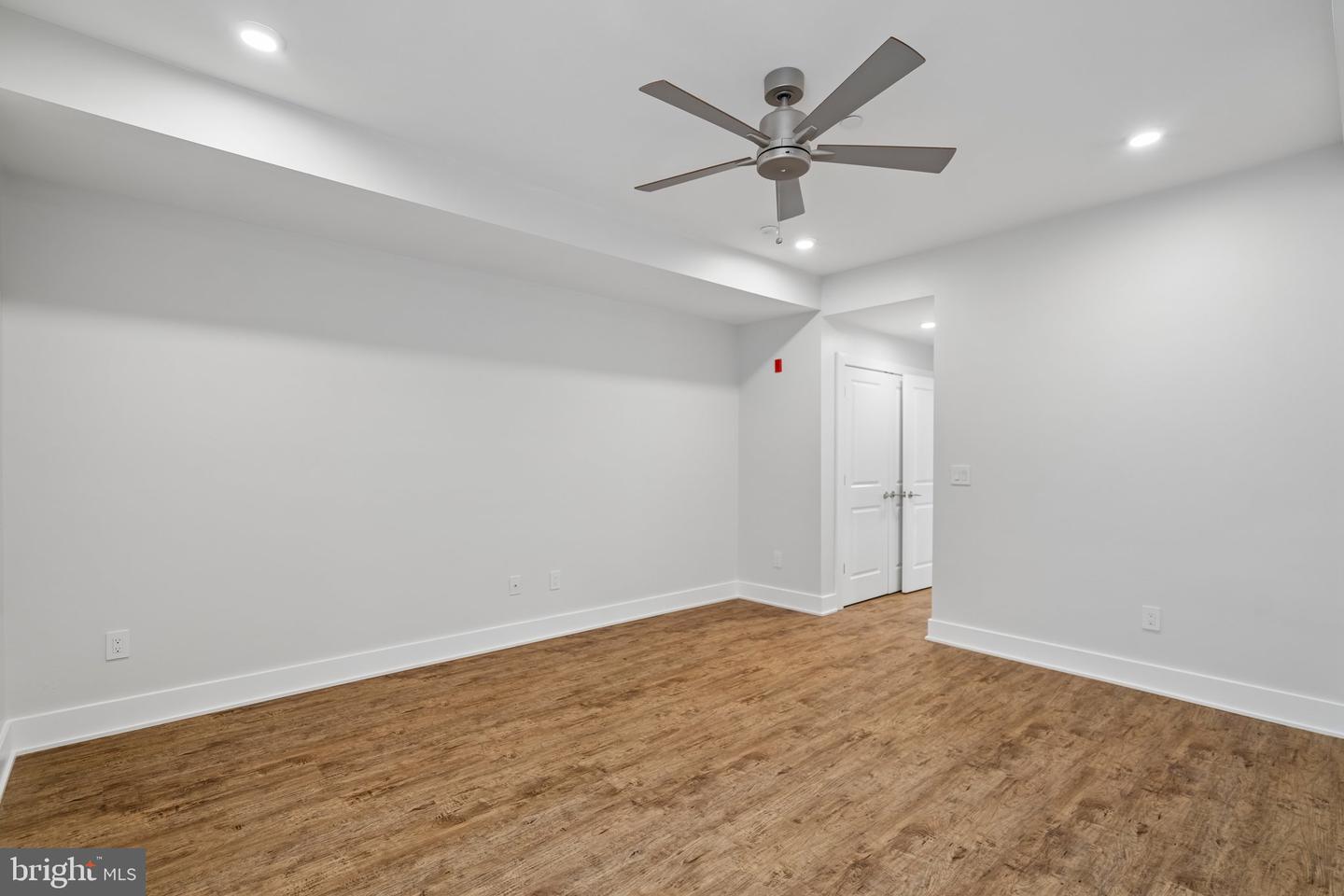 970 N Marshall St #7 Property Photo 19