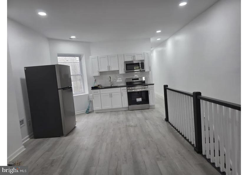4818 Sansom Property Photo 5
