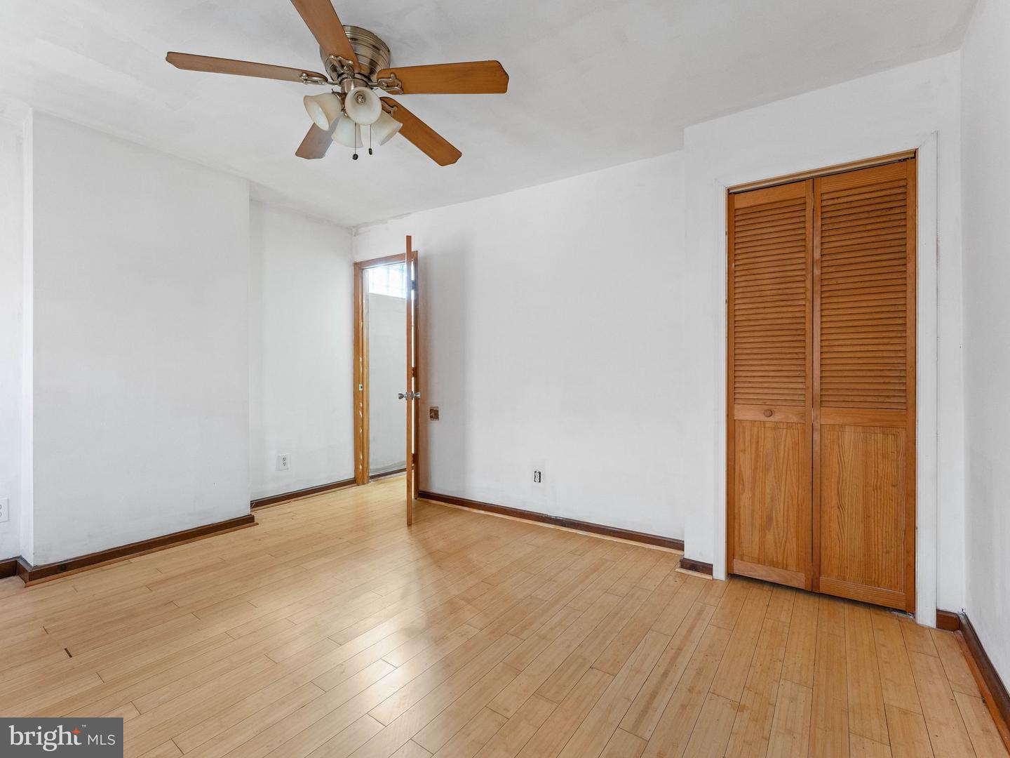 314 E Wildey St Property Photo 16