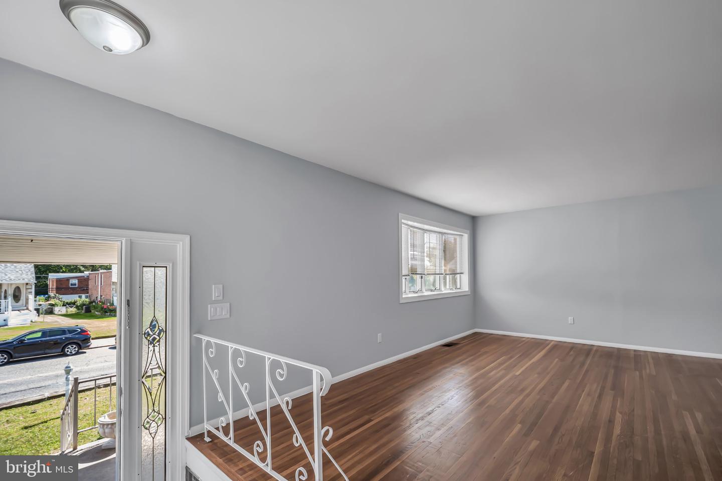 9766 Clark St Property Photo 4