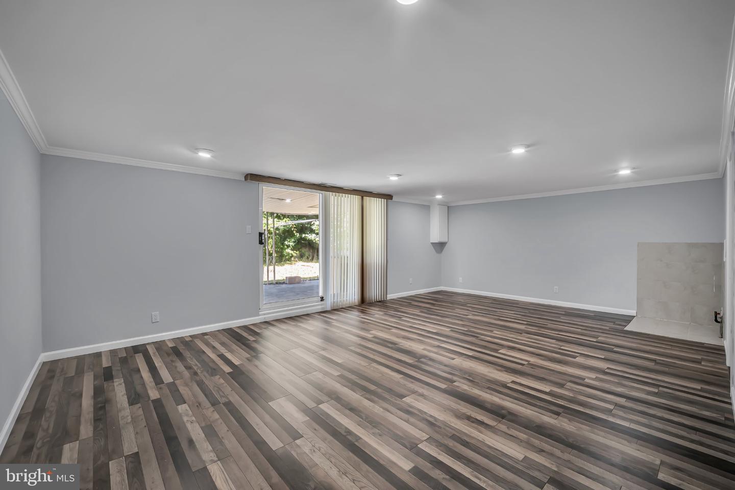 9766 Clark St Property Photo 18