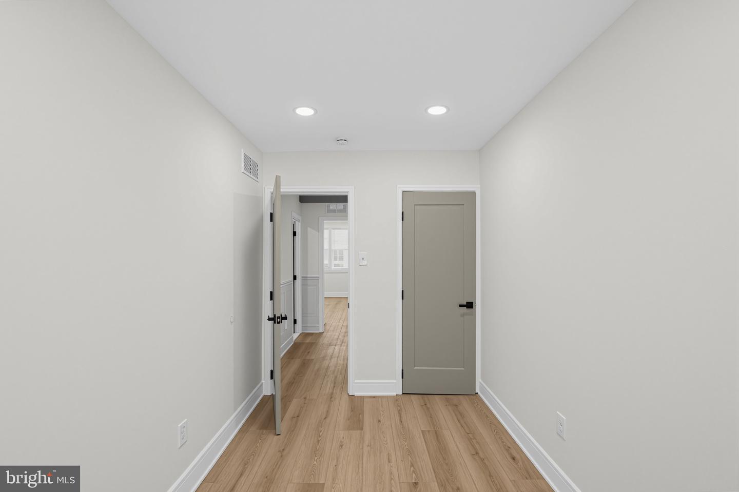 322 Ripka St Property Photo 17
