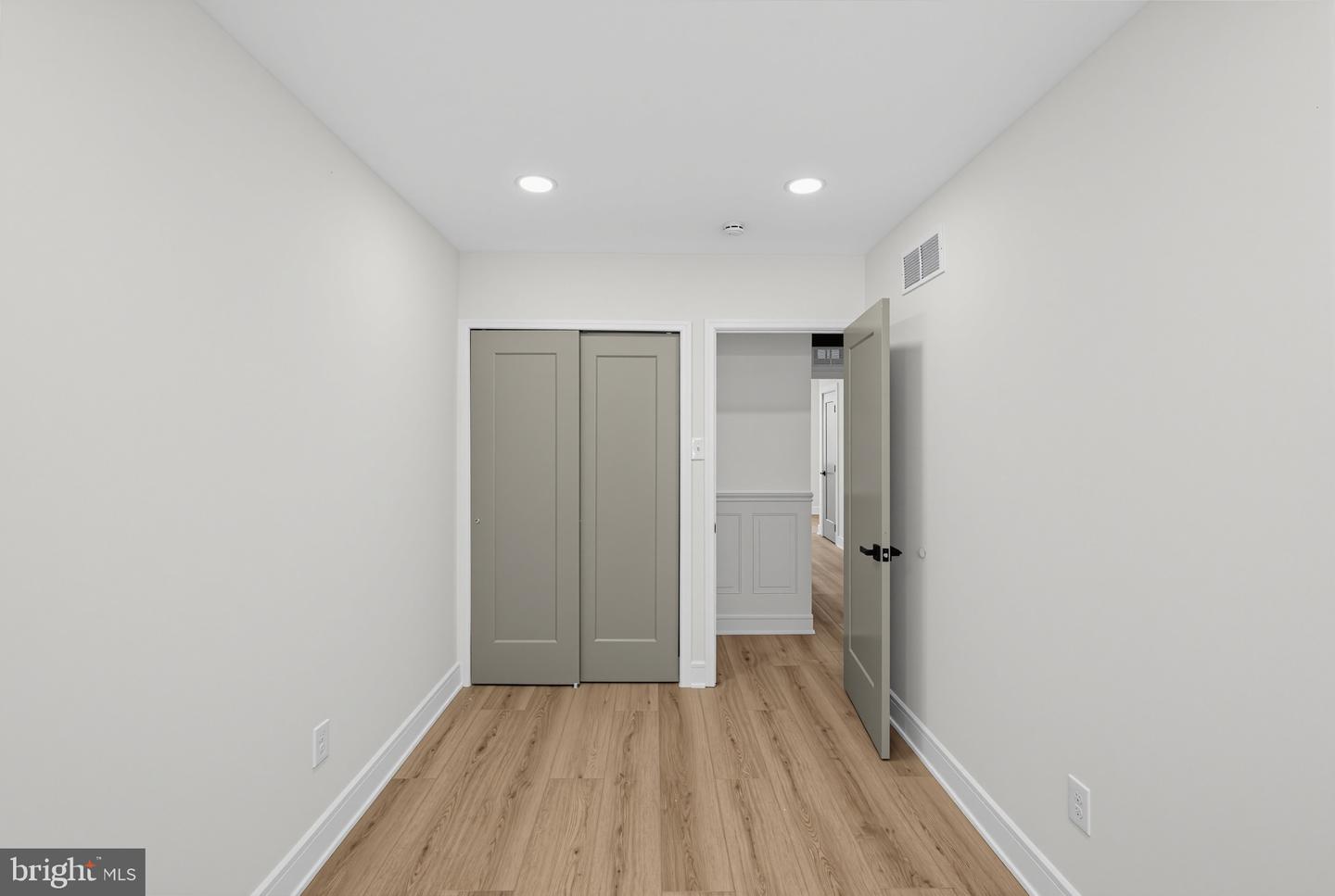 322 Ripka St Property Photo 19