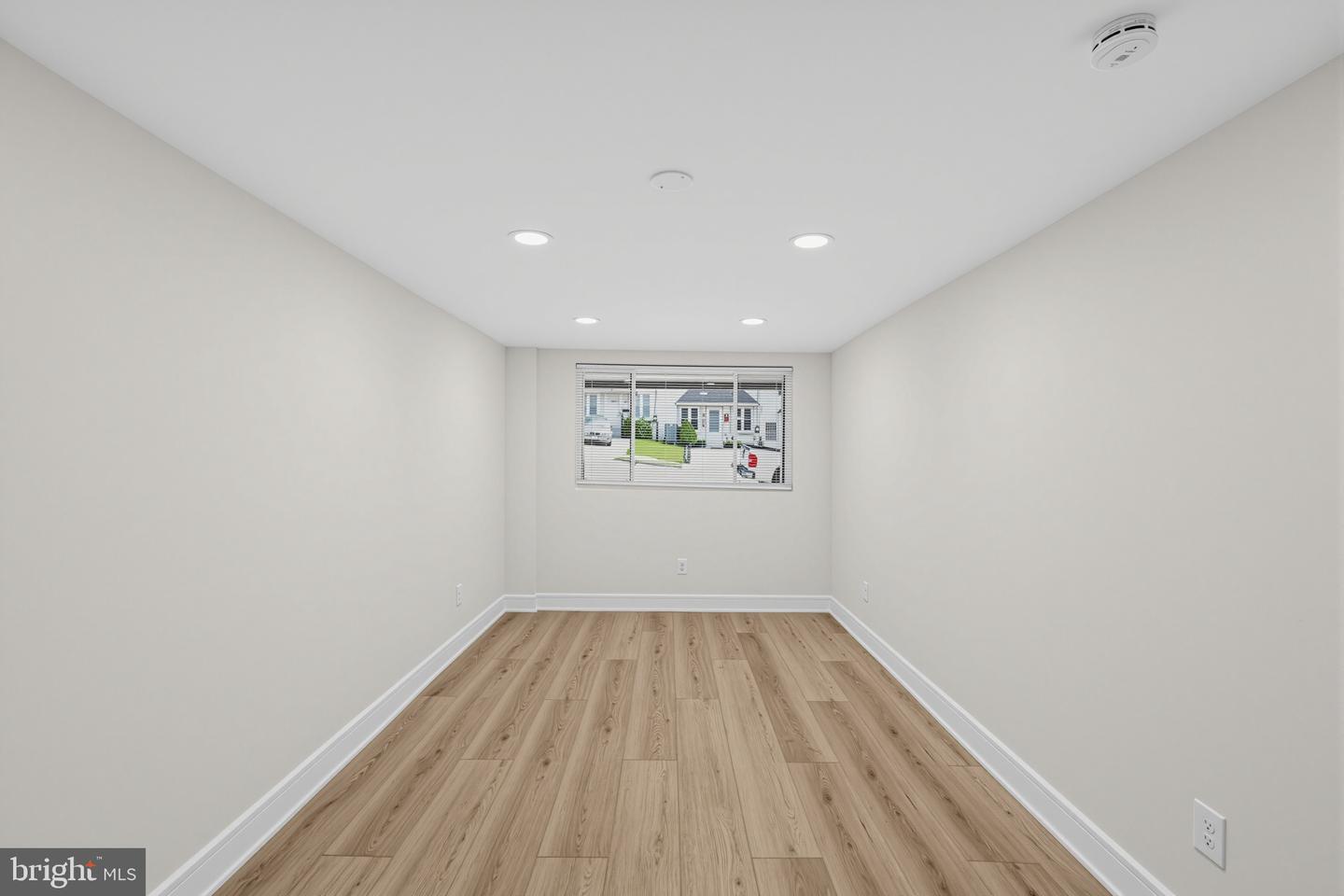 322 Ripka St Property Photo 34