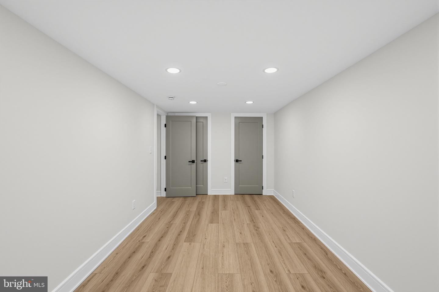 322 Ripka St Property Photo 35