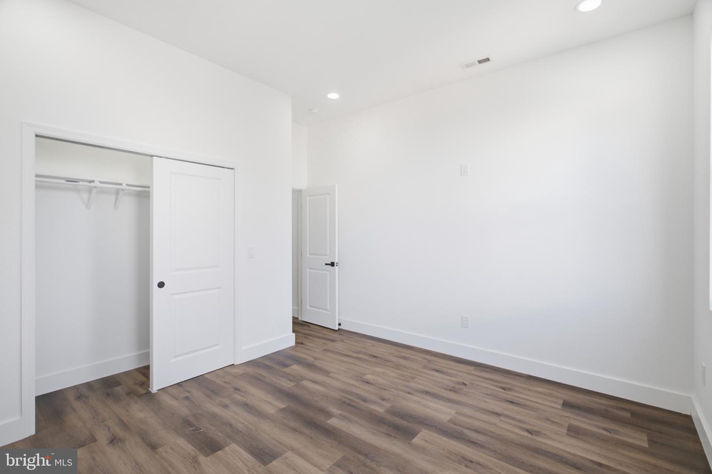 1520 S 22nd St #2 Property Photo 3